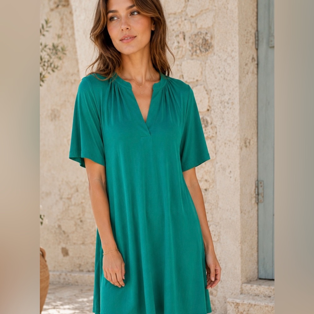 J JILL Wearever Shirred-Neckline Kelly Green Stretch Flutter-Sleeve Dress Size M